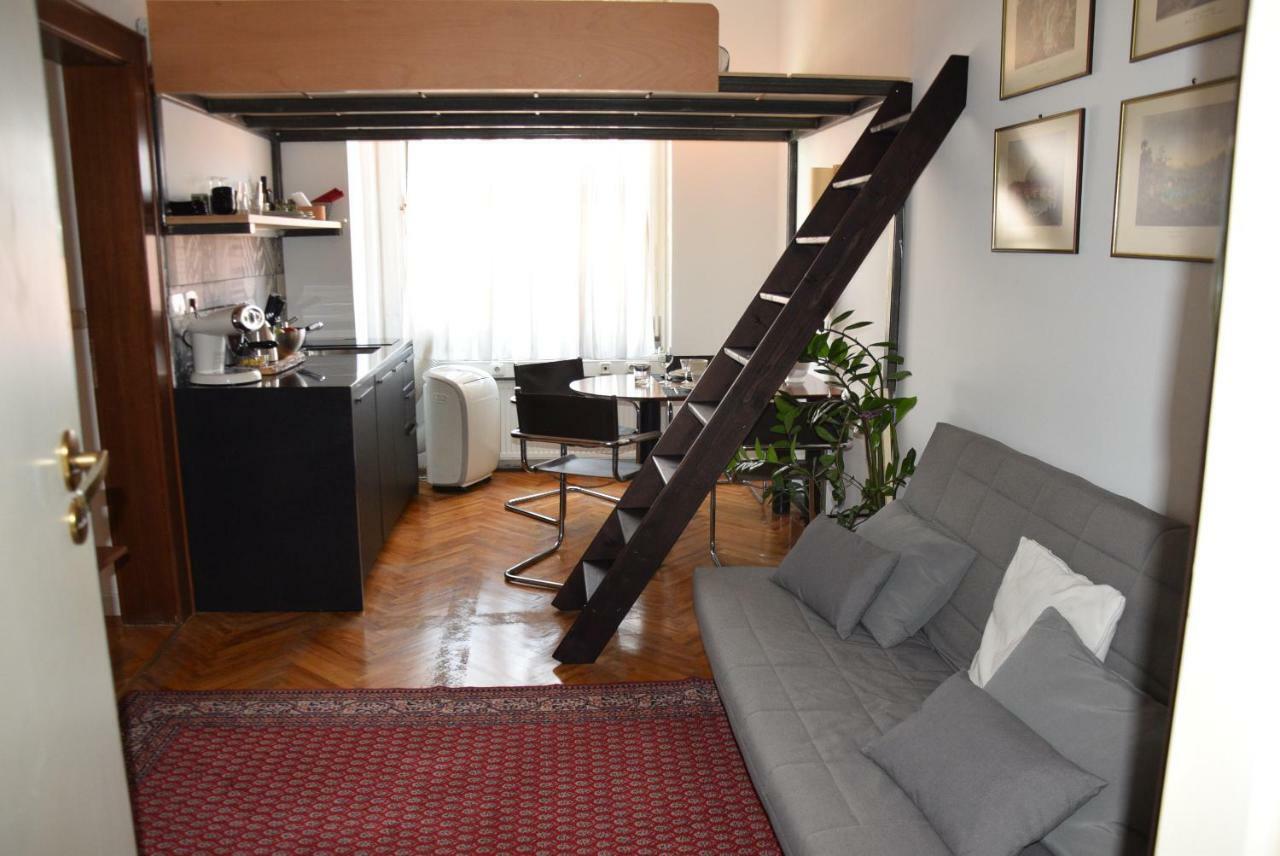 Lawyers Loft In Heritage Skyscraper Любляна Экстерьер фото
